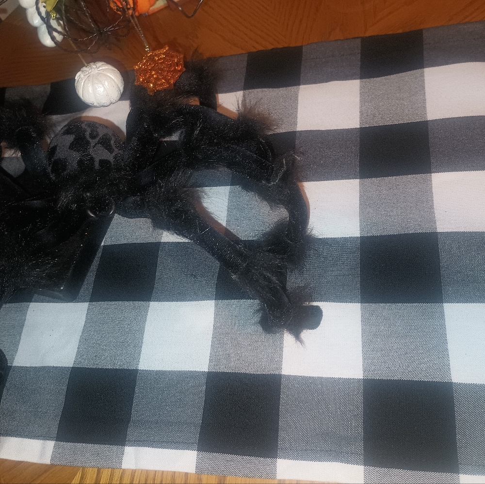 106inch table runner,black,white,and grey,Halloween,nwot